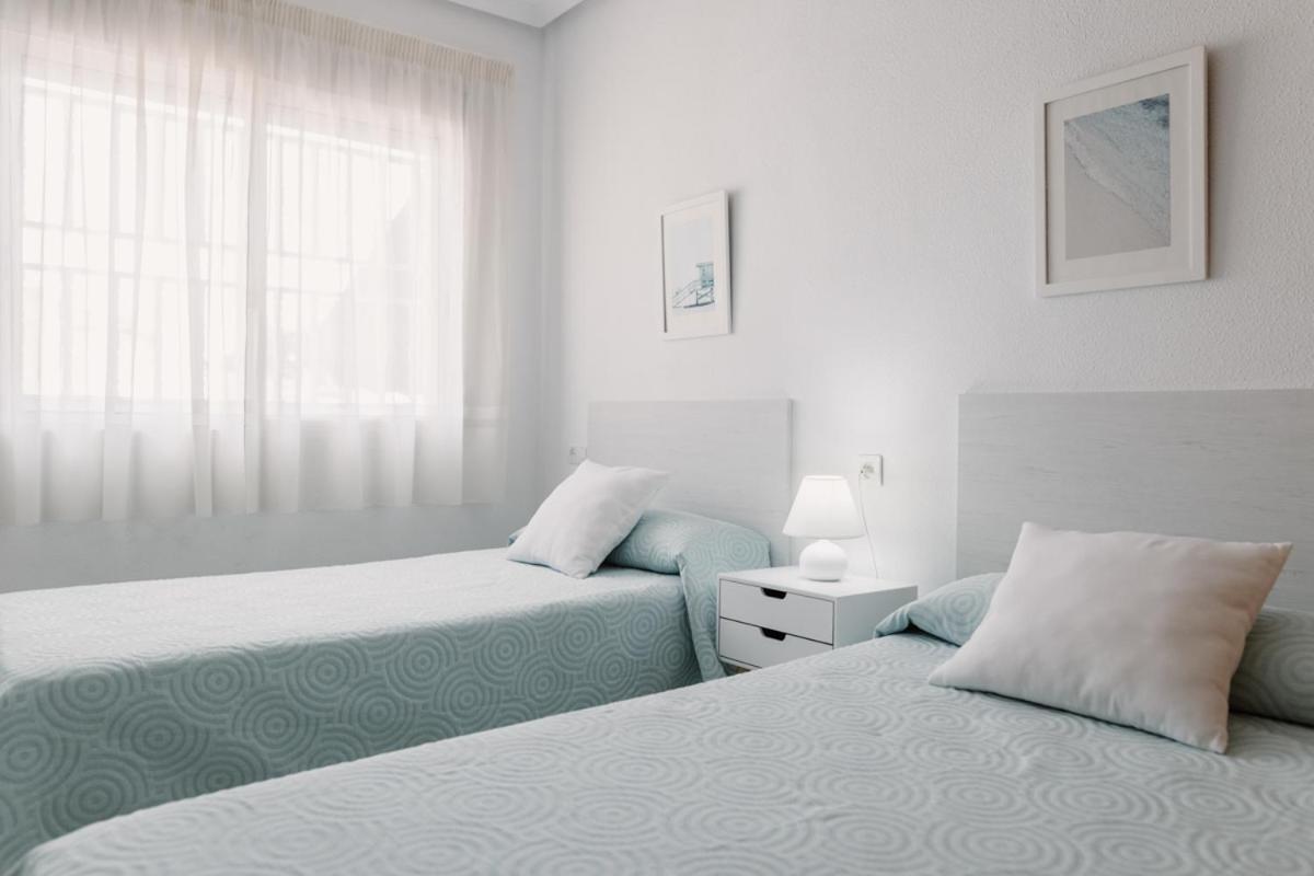 Apartamentos Pagan Santiago De La Ribera Ngoại thất bức ảnh